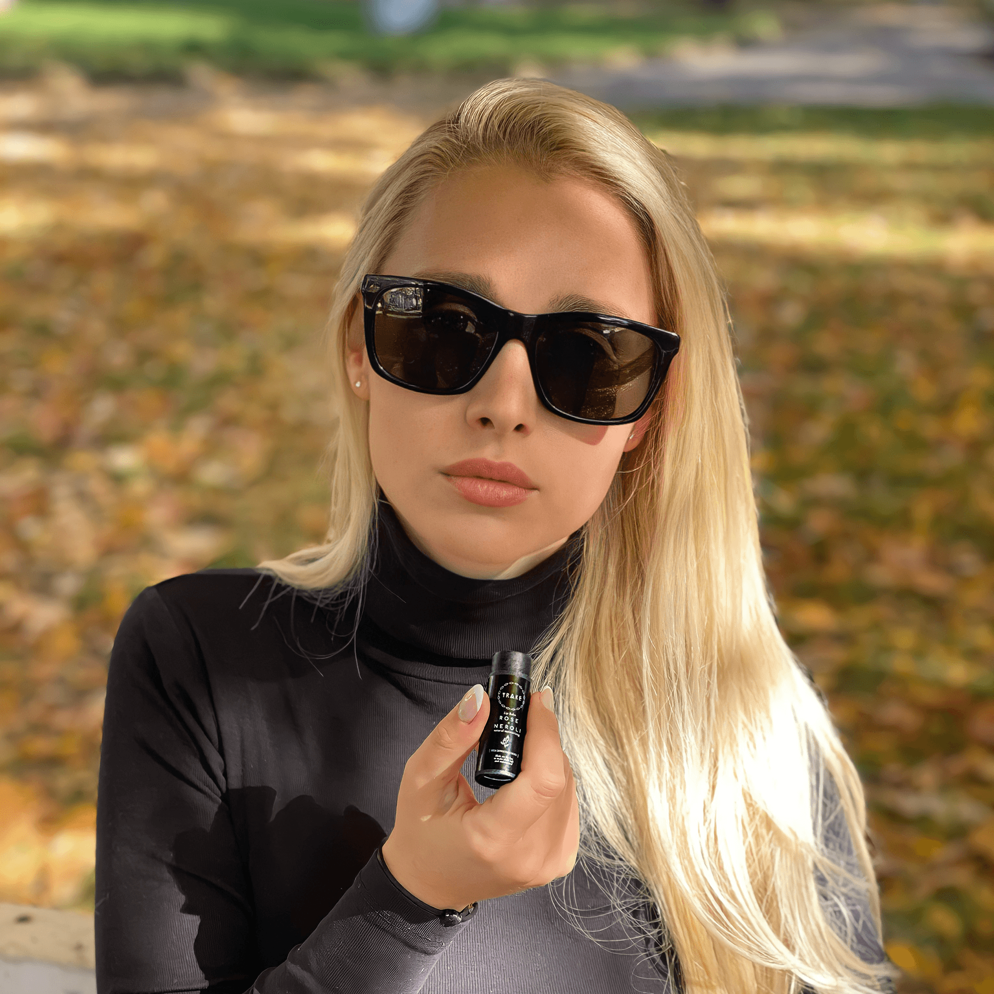 TRAKE – wholesale Lip Balm – Natural Moisturizing Lip balm (Rosa Damascena & Neroli)3