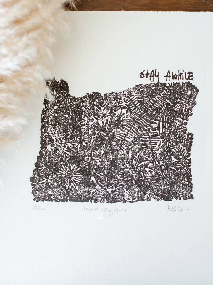 Stay Awhile BW Imprimer pour la vente par Kelsi Cross Studios