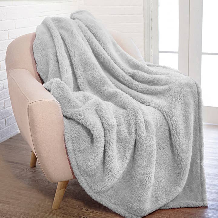 Pavilia - Wholesale Throw Blanket - Plush Shaggy Sherpa Blanket8