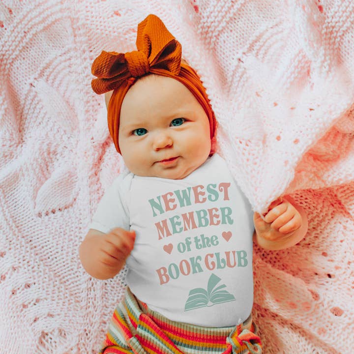 Der neueste Mitglied des Buchclubs Baby-Body für den Großhandel von Itsy Bitsy Bella Co