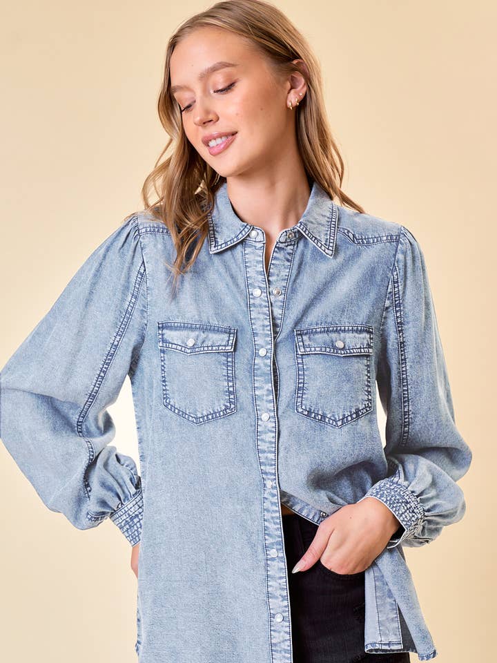 CHEMISE EN JEAN À DOUBLE POCHE SUR LA POITRINE - 41699T-1 pour la vente par Doe and Rae