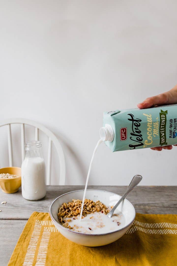 Coconut Merchant – wholesale Non-dairy milk – UFC Velvet Coconut Milk Drink- 1L3