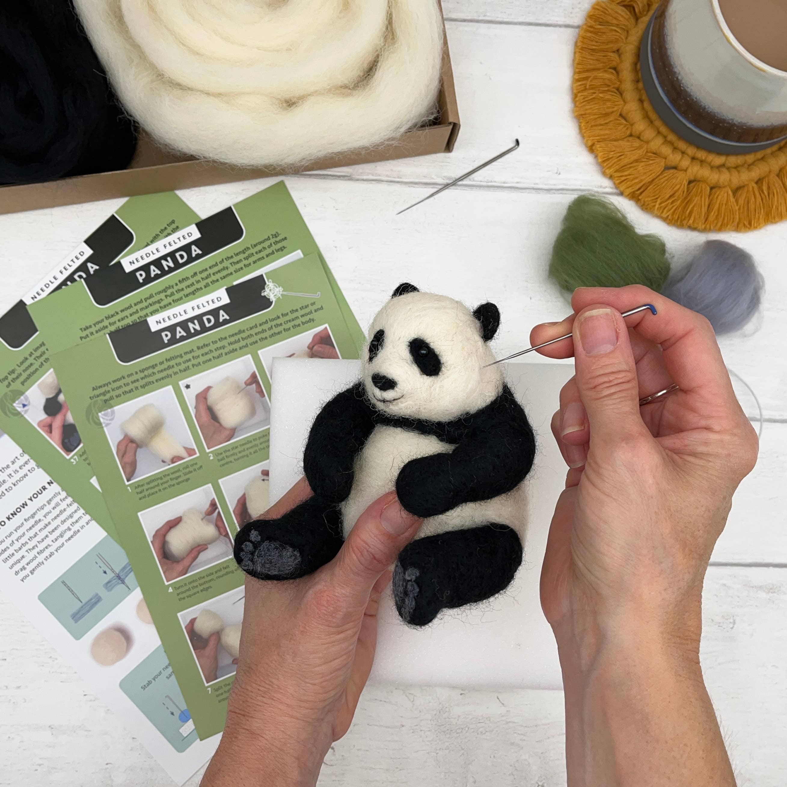 Bergin & Bath – wholesale Craft sewing kit – Needle Felting Kit - Panda - make your own giant panda3
