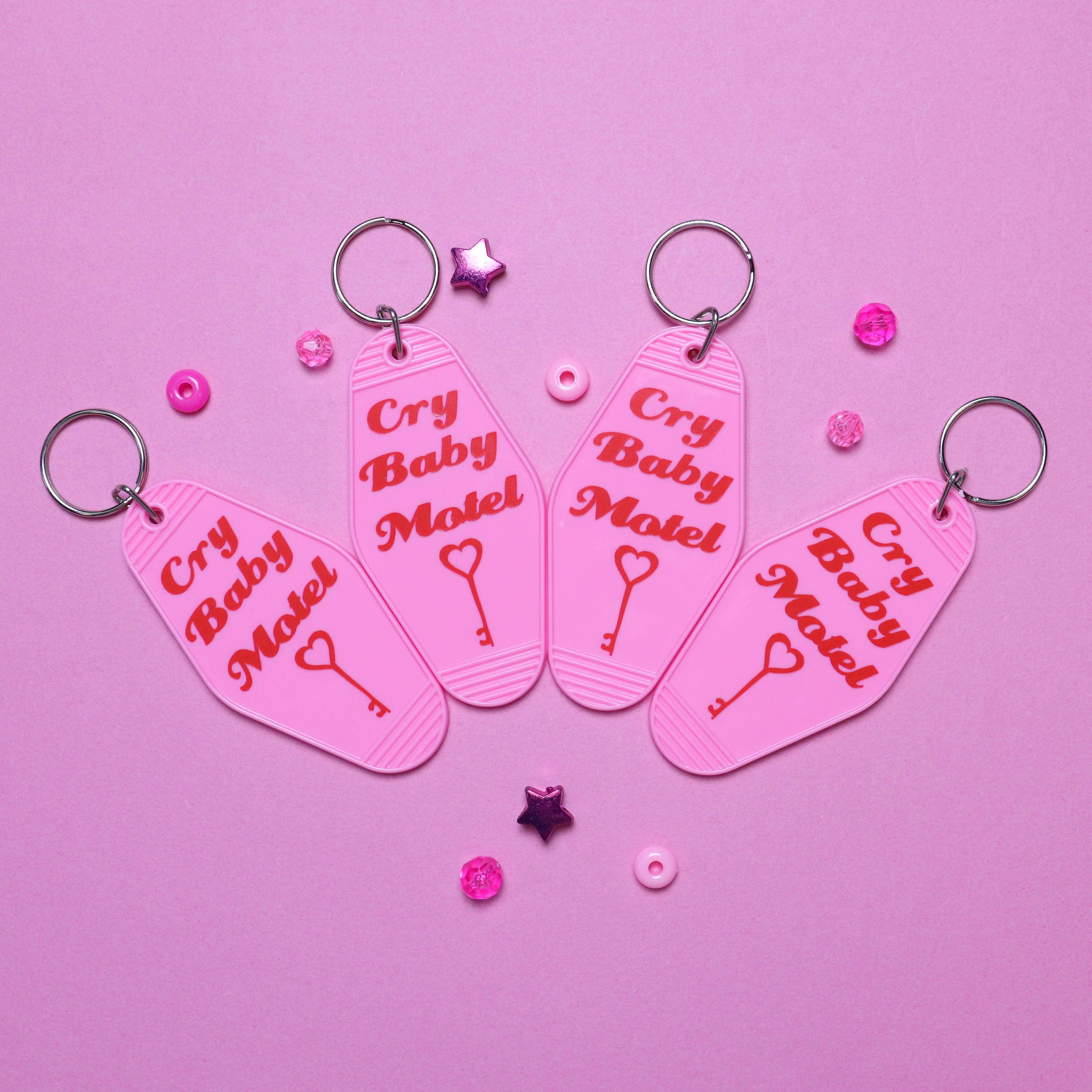 Sticker Hardly Know Her - Wholesale Keychain - Women's - Crybaby Motel Vintage Motel Style Keychain0