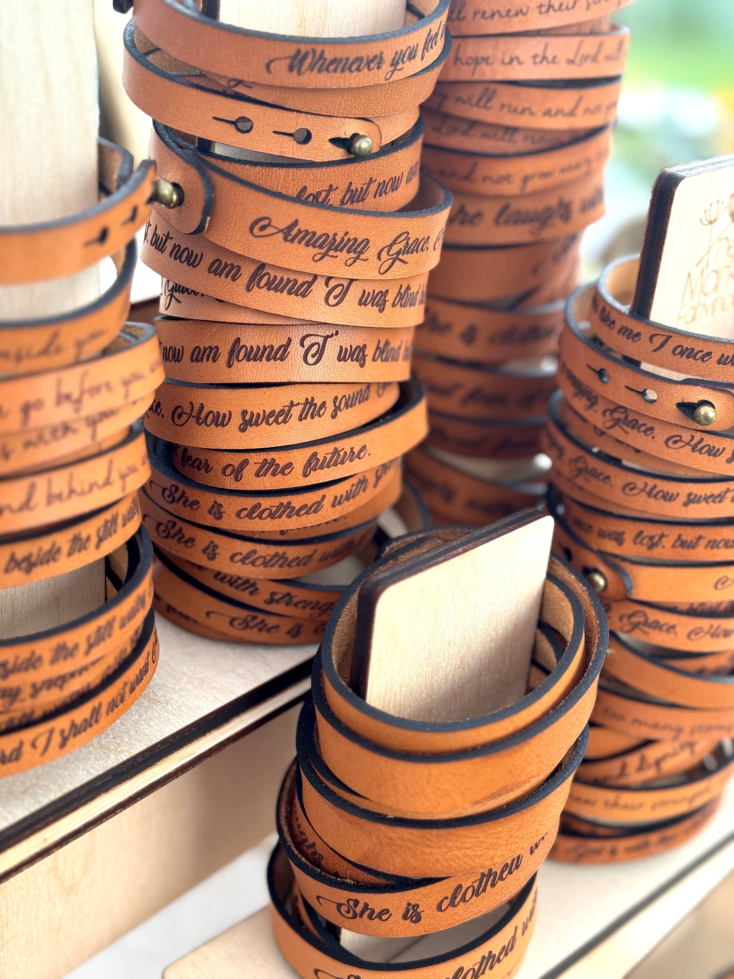 New Market Farmhouse – Pulseira por atacado – Amazing Grace Pulseira Couro Wrap Duplo0