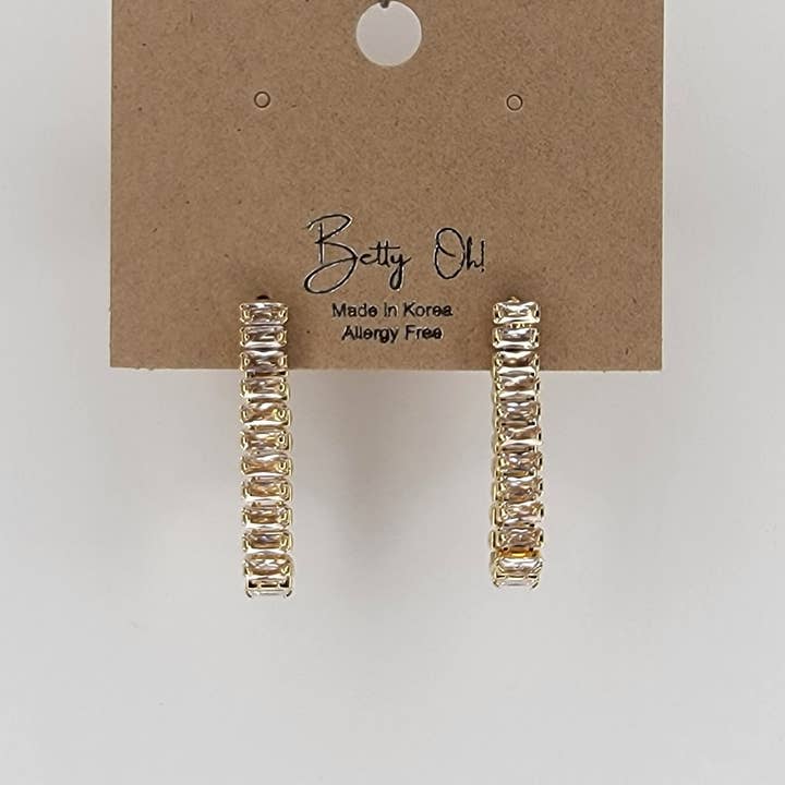 Créoles à maillons CZ pour la vente par BETTYOH INC