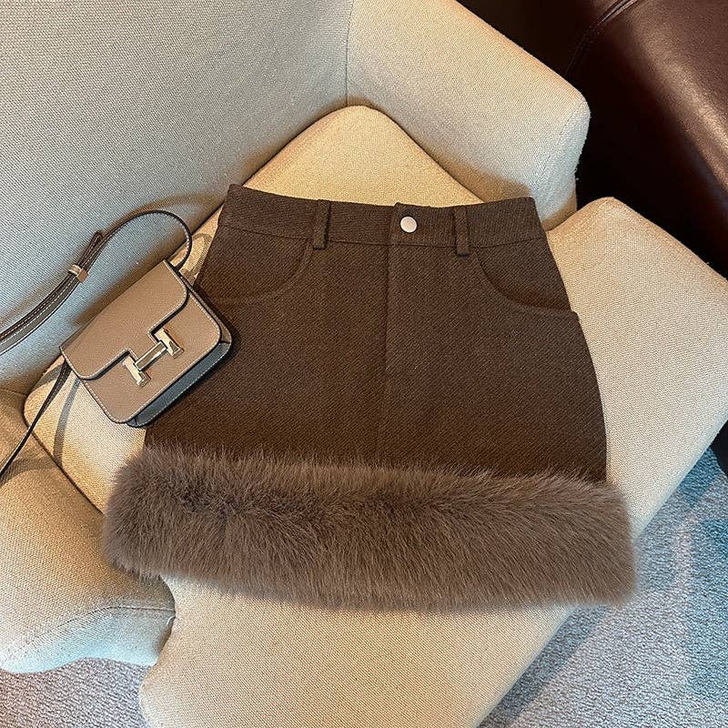 safistyle – wholesale Skirt – Women’s – Fur Trim Mini Skirt with High-Waist Fit0