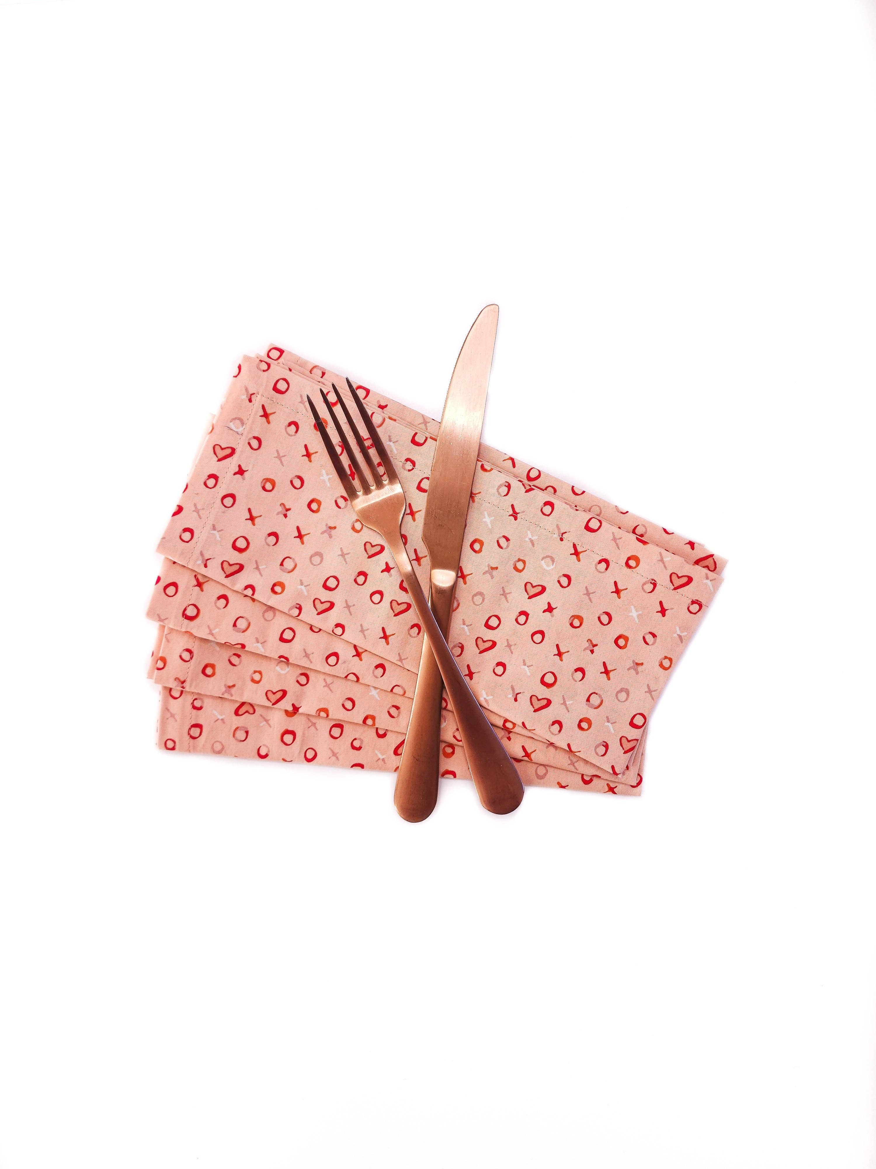 90 West Linen Co. - Wholesale Dinner & Cloth Napkin - Xs and Os Valentine's Day Napkins, Set of 414