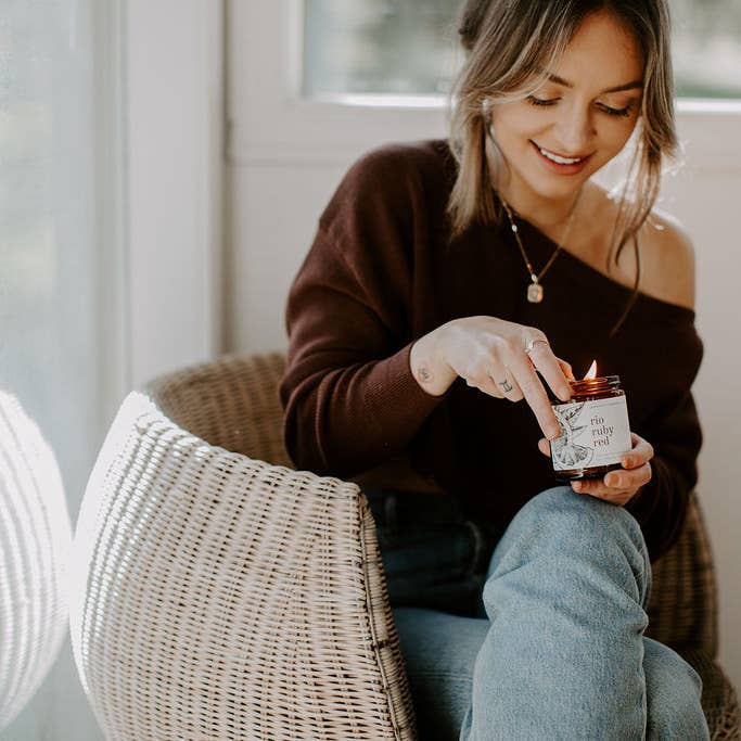 Broken Top Brands – Großhandel Kerze im Glas / gefüllte Kerze – Rio Ruby Red 9oz Sojakerze4