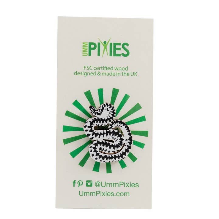 Spilla in legno a forma di serpente britannico Adder per la vendita all'ingrosso da parte di UmmPixies