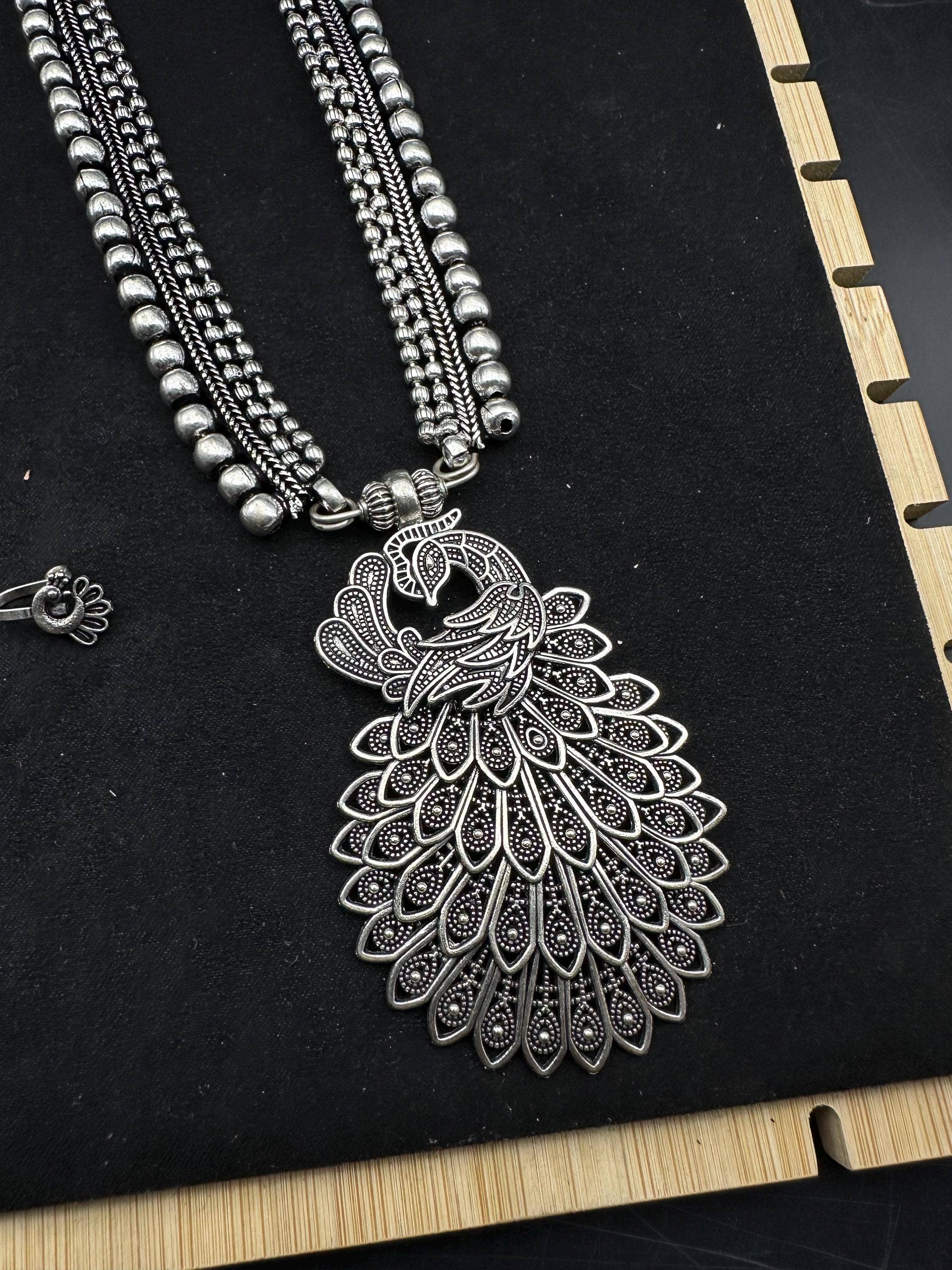 Vastrabhushan – Großhandel Schmucksets – Handgefertigtes oxidiertes silbernes bohemisches Stammes-Schmuckset3