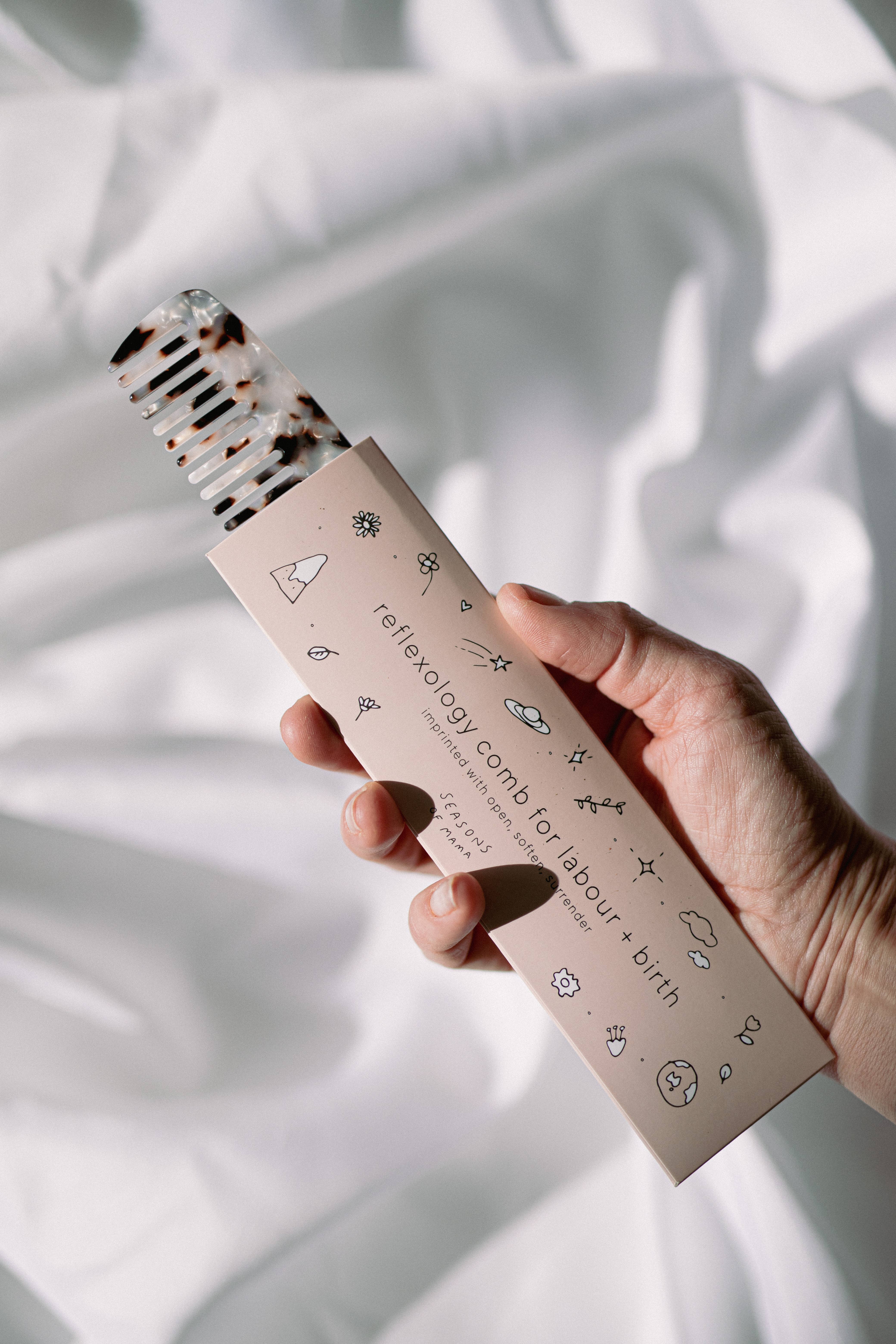 seasons of mama - Wholesale Hair brush/comb - Reflexology Comb for Labour + Birth8