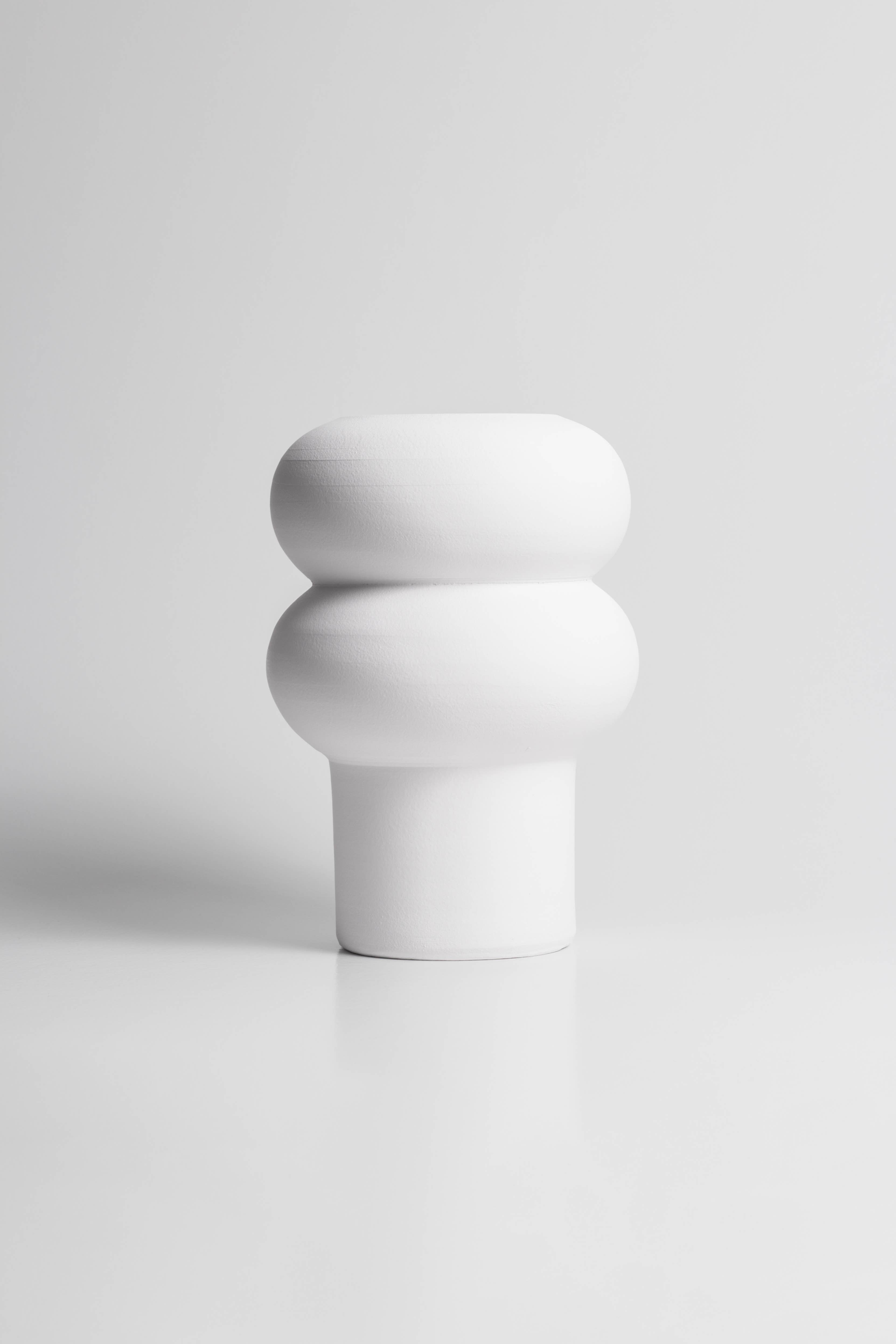 o cactuu - Wholesale Vase - Ripple Vase Large - White - Handmade 1