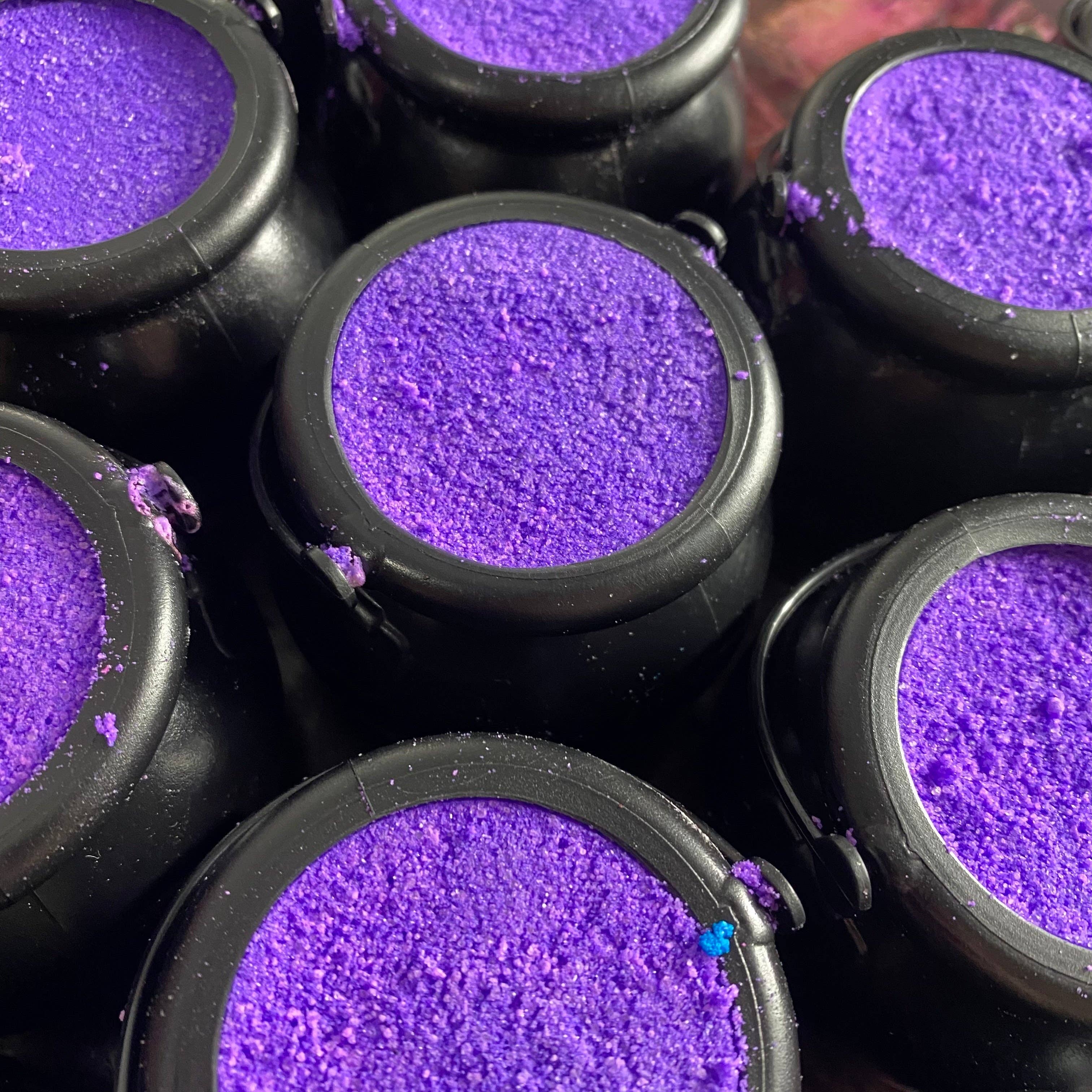 Velvet Riot Co - Wholesale Bath Bomb/Fizz - Witches Brew Cauldron Bath Bomb1