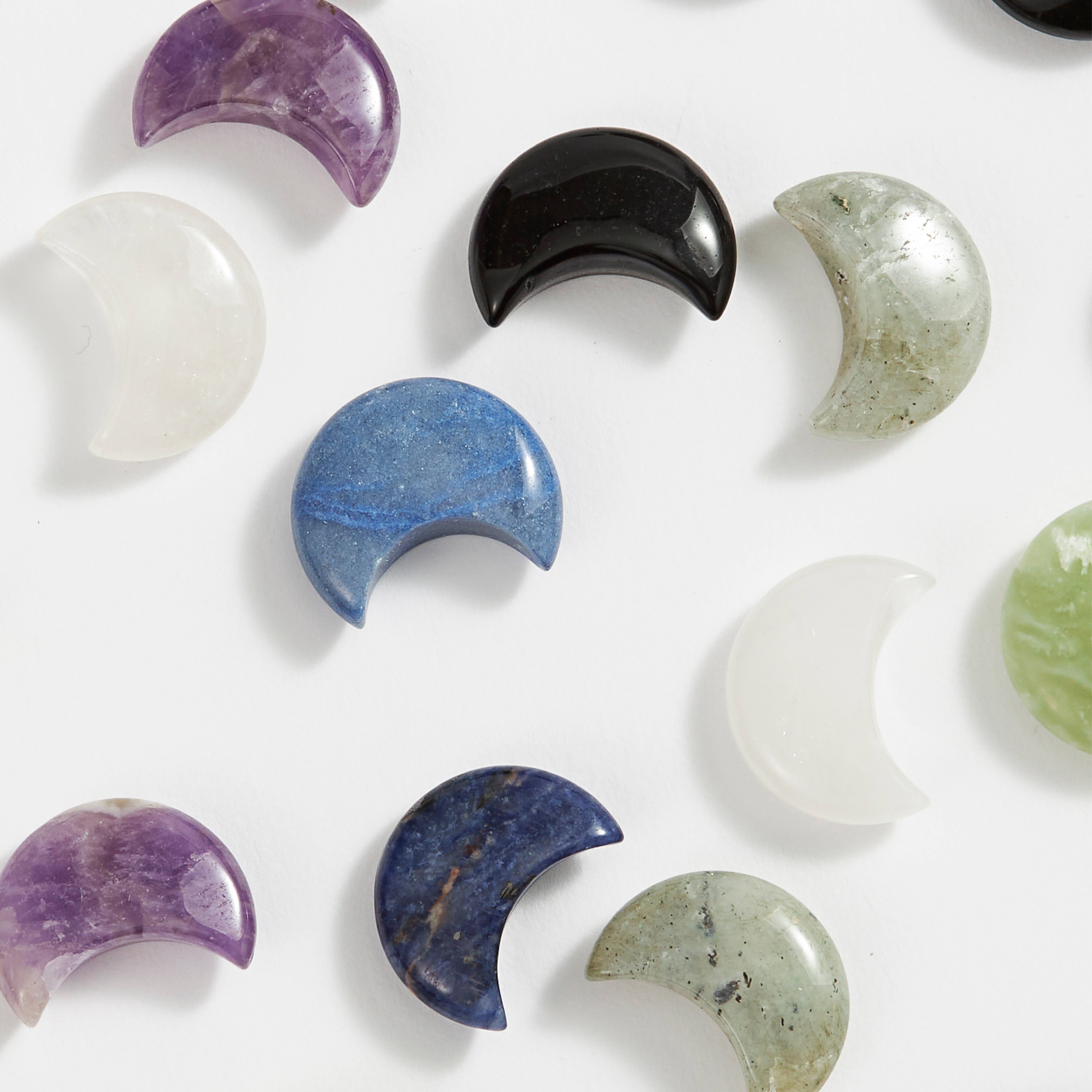 GeoCentral - Wholesale Spiritual Stone/Crystal - Assorted Carved Crystal Moons - 36 pcs 🌙4