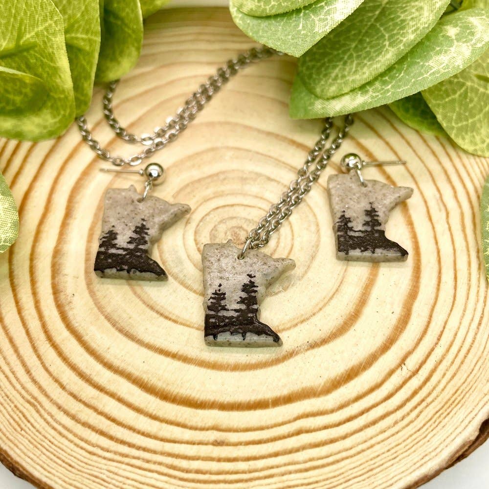 Aqua Essence Co - Wholesale Pendant/Charm Necklace - Minnesota Necklace | Handmade MN 18 Inch Pendant Necklace3