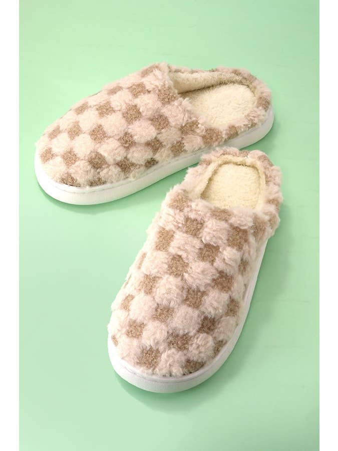 JOSSLYN by wall to wall - Wholesale Slippers - Women's - PLUSH CHECKER WARM COMFY COZY SLIPPERS | 40SP016