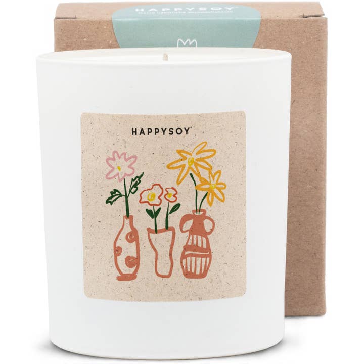 Scented candle | flower vase motif for wholesale by Happysoy