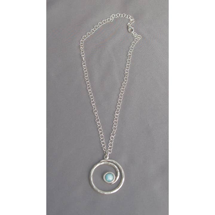 Collier tourbillon Larimar pour la vente par Gillian Inspired Designs