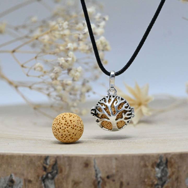 COLLIER DIFFUSEUR AROMATHÉRAPIE - MARINE **DESTOCK** for wholesale by Irréversible