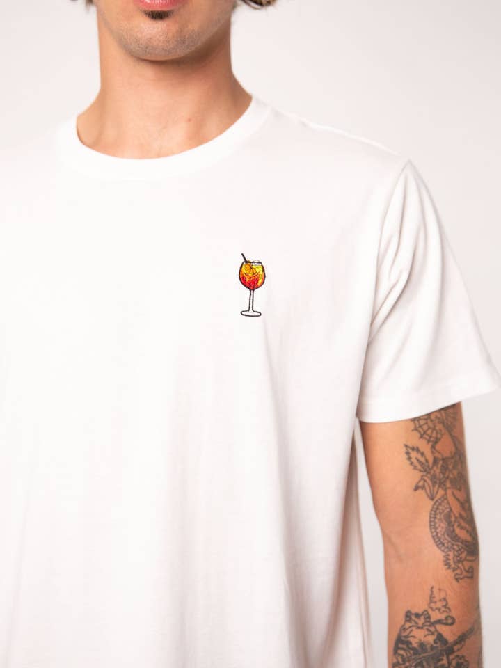 Spritz | Embroidered unisex organic cotton t-shirt for wholesale by Fashion Drinks