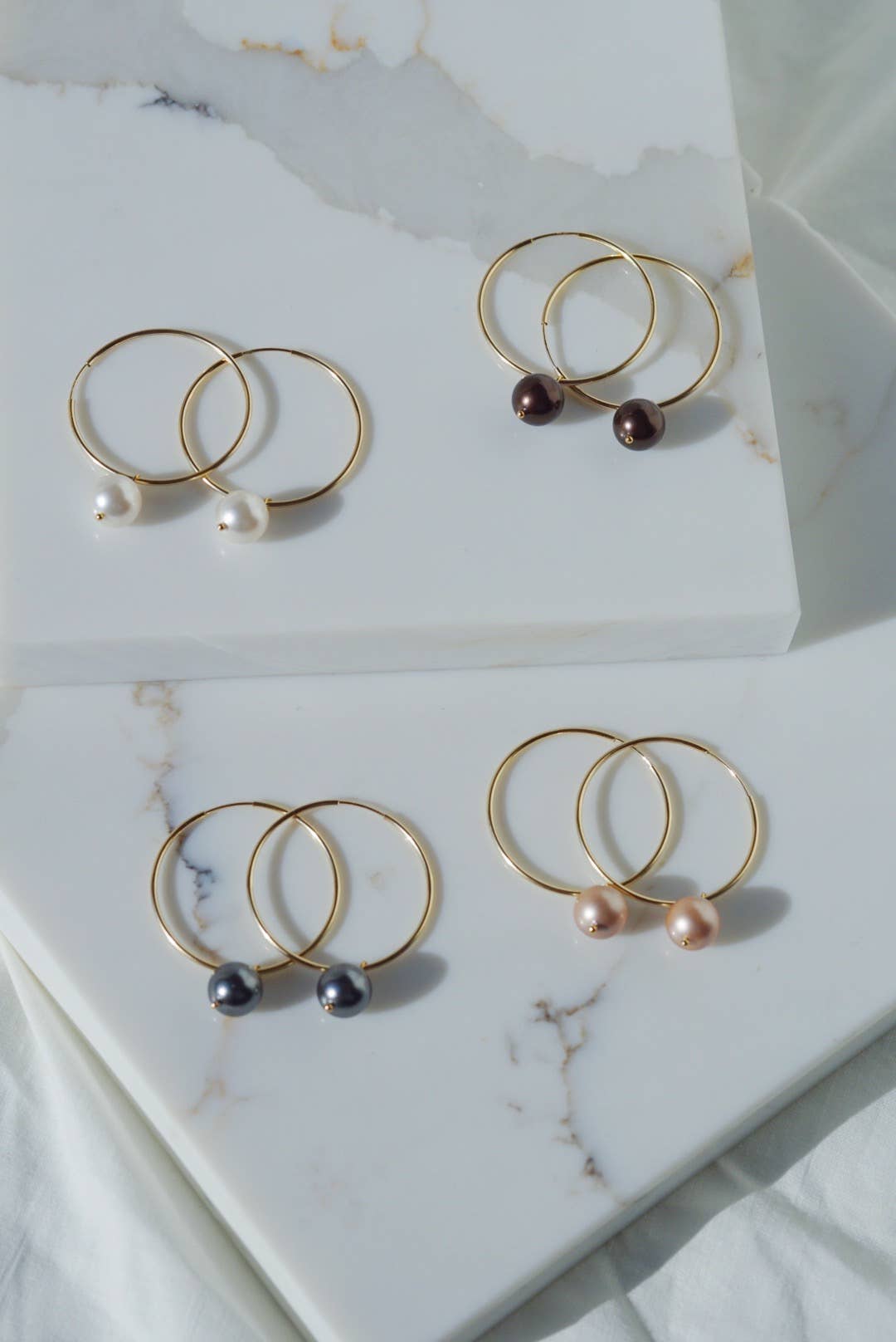 NOORNOIR - Wholesale Hoop Earrings - Clark Hoop Earrings- Black1