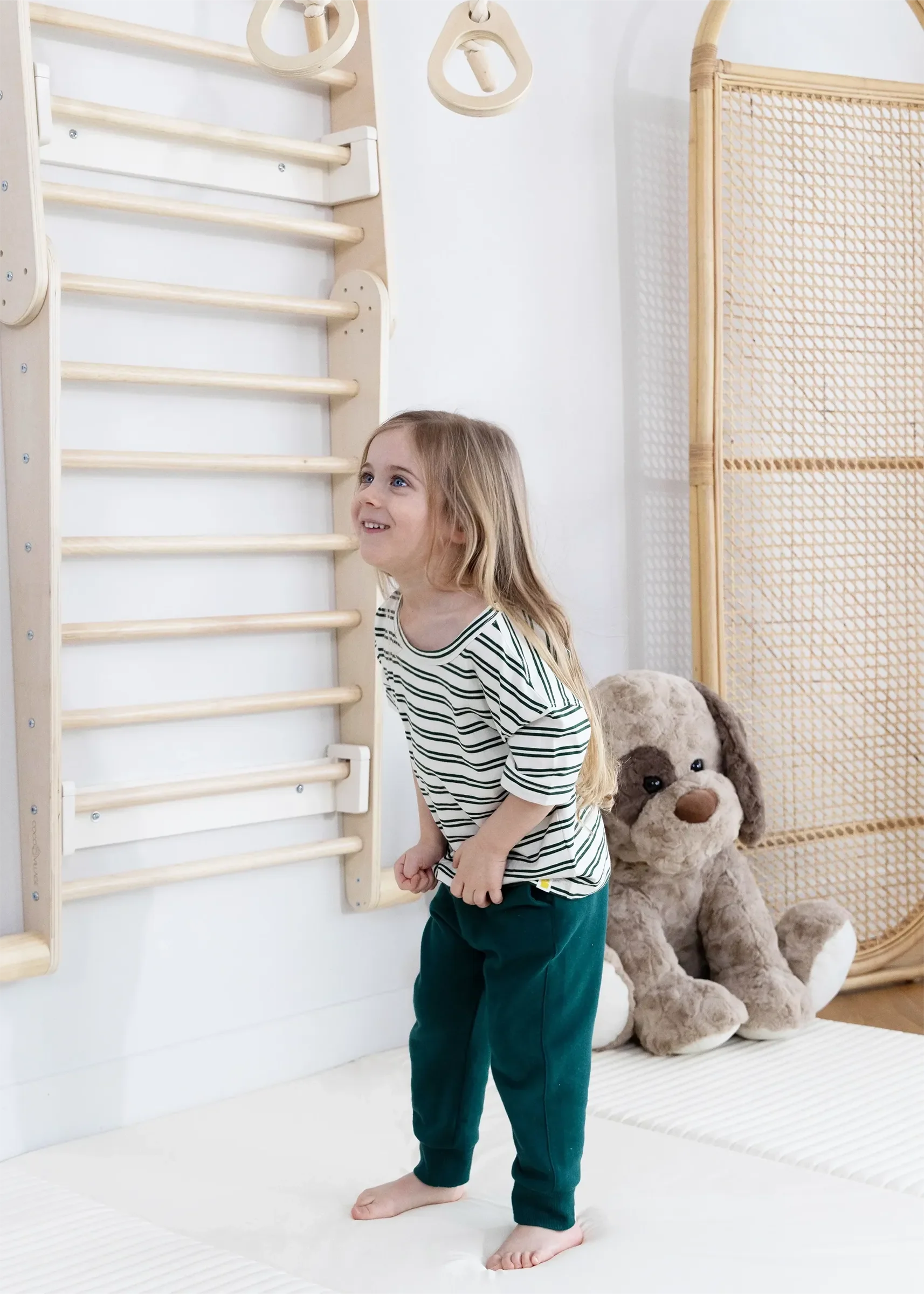 Coco Village - Wholesale Wood Toy - Kids - Montessori 2-in-1 Triangle & Wall Climber11