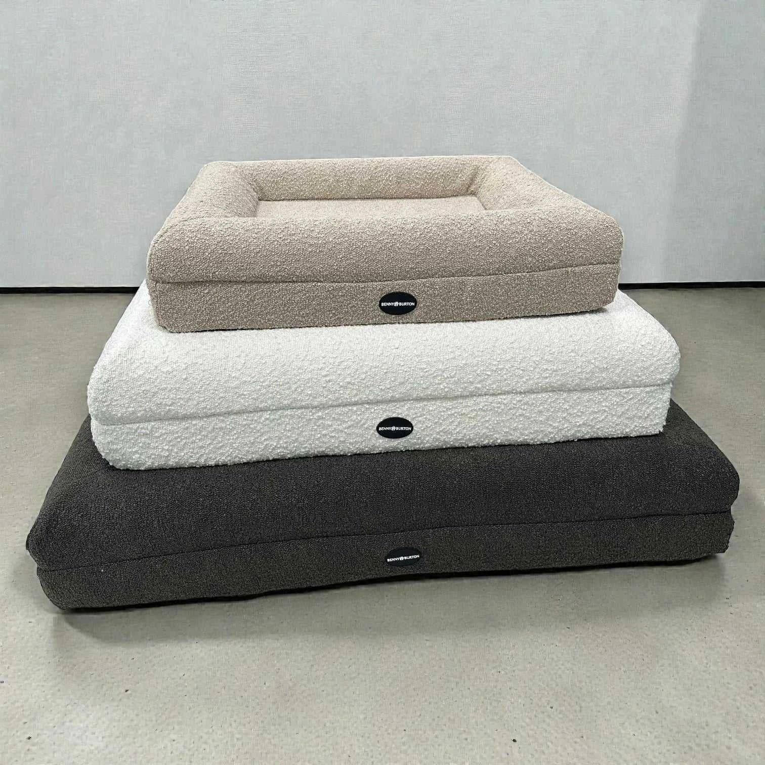 BennyBurton (Walk-Buddy Hundezubehör) - Wholesale Pet Bed - Dog - Barklay Dog Bed Size S with Bouclé Cover20