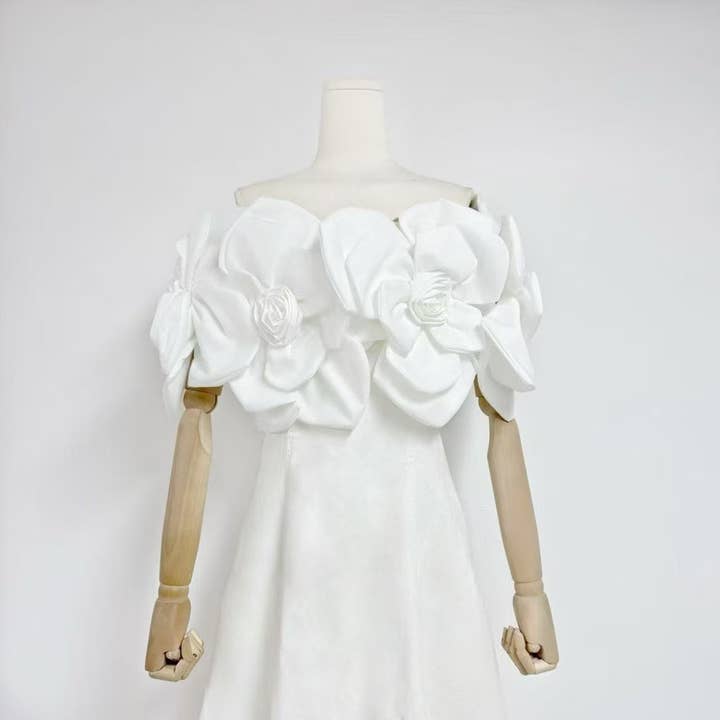 Productseeker - Wholesale Skirt - Women's - DR493 Elegant A-Line Skirt with 3D Floral Slim Fit Design5