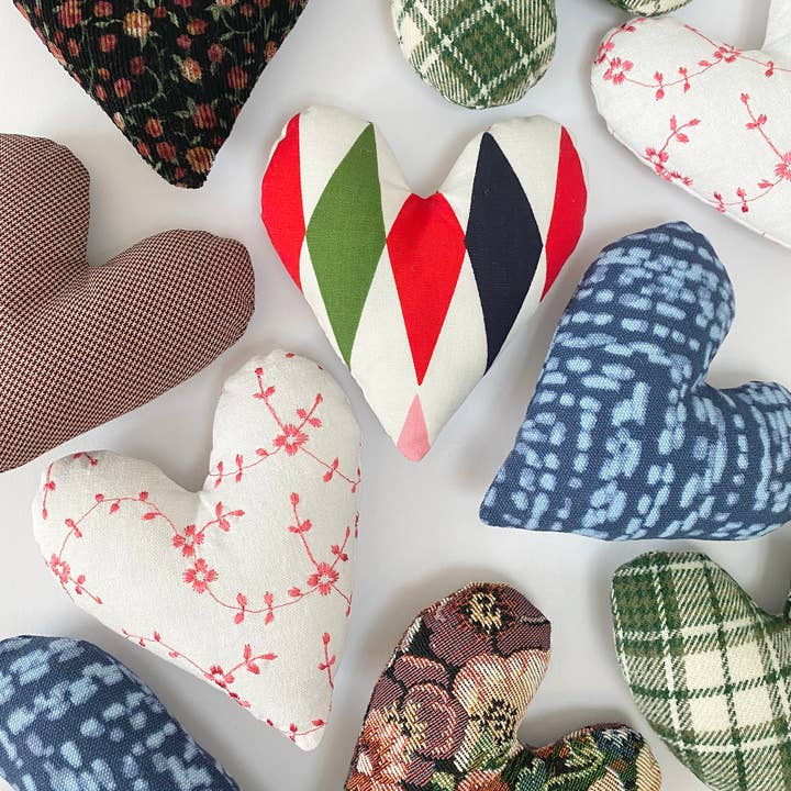 Catnip Cat Toy, Variety Pack, Large Heart Cat Toy for wholesale by Evanne Made