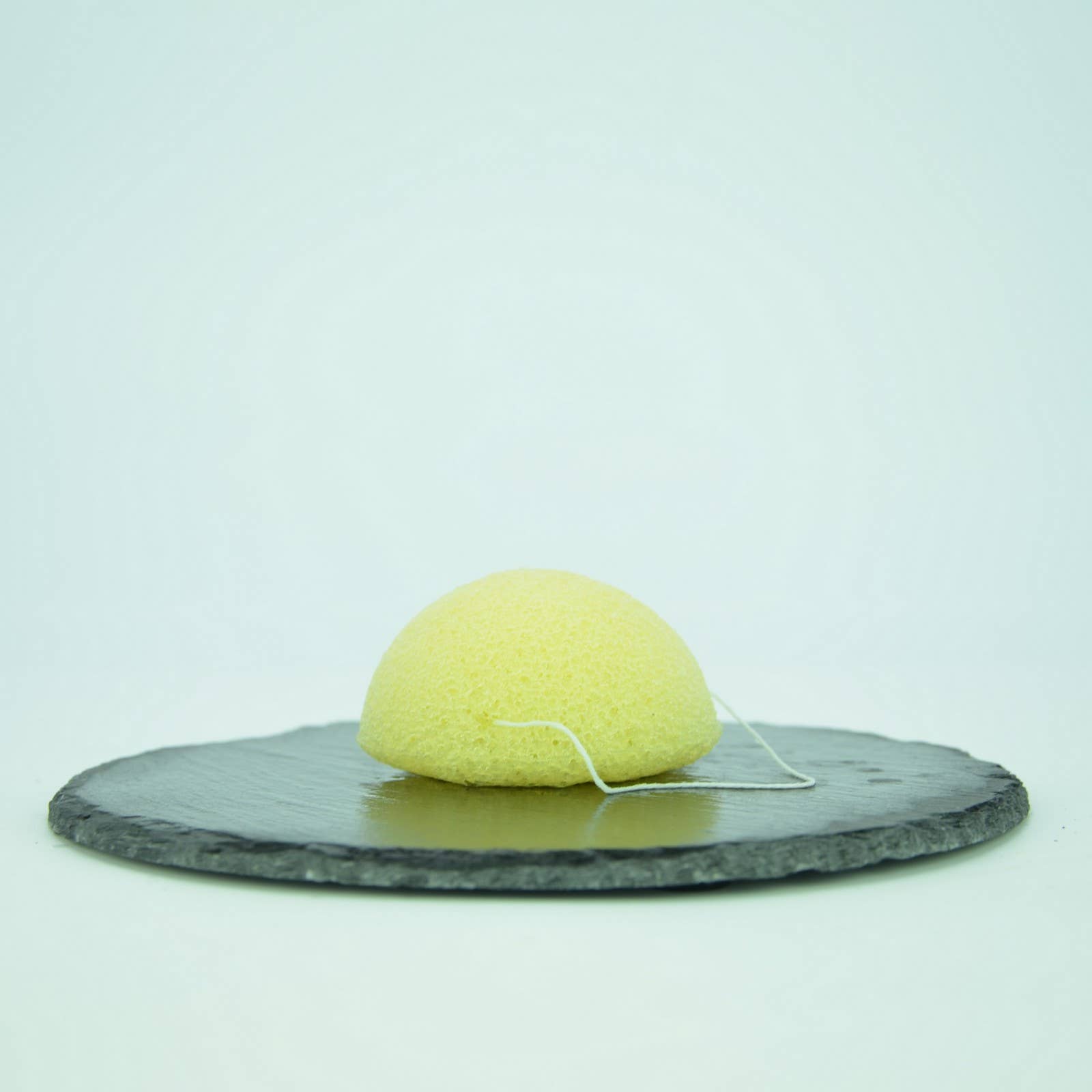 Zen'Arôme – Engroshandel Ansigtsrens – Konjac Svamp med Citron til Ansigtet - Løs uden emballage2