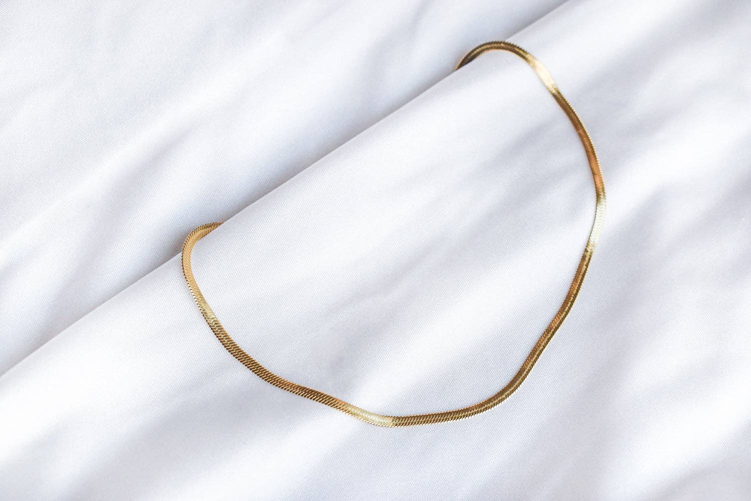 TNT Goods - Wholesale Link & Chain Necklace - Herringbone Chain3