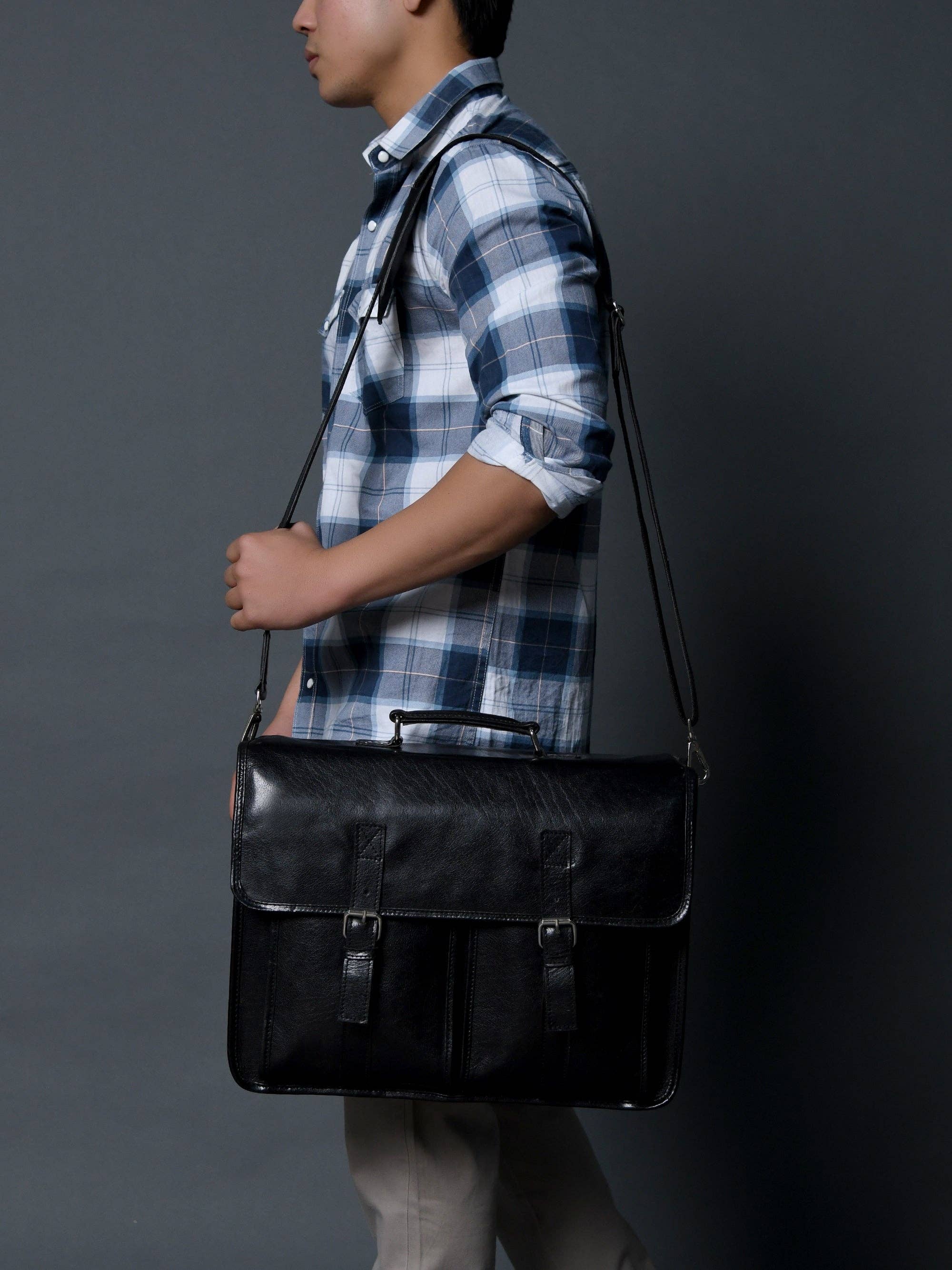 Classy Leather Bags – wholesale Briefcase – Unisex – The Architect Black Executive7