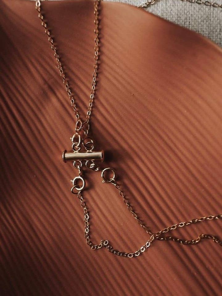 Fermoir superposé pour la vente par Stamped and Finch