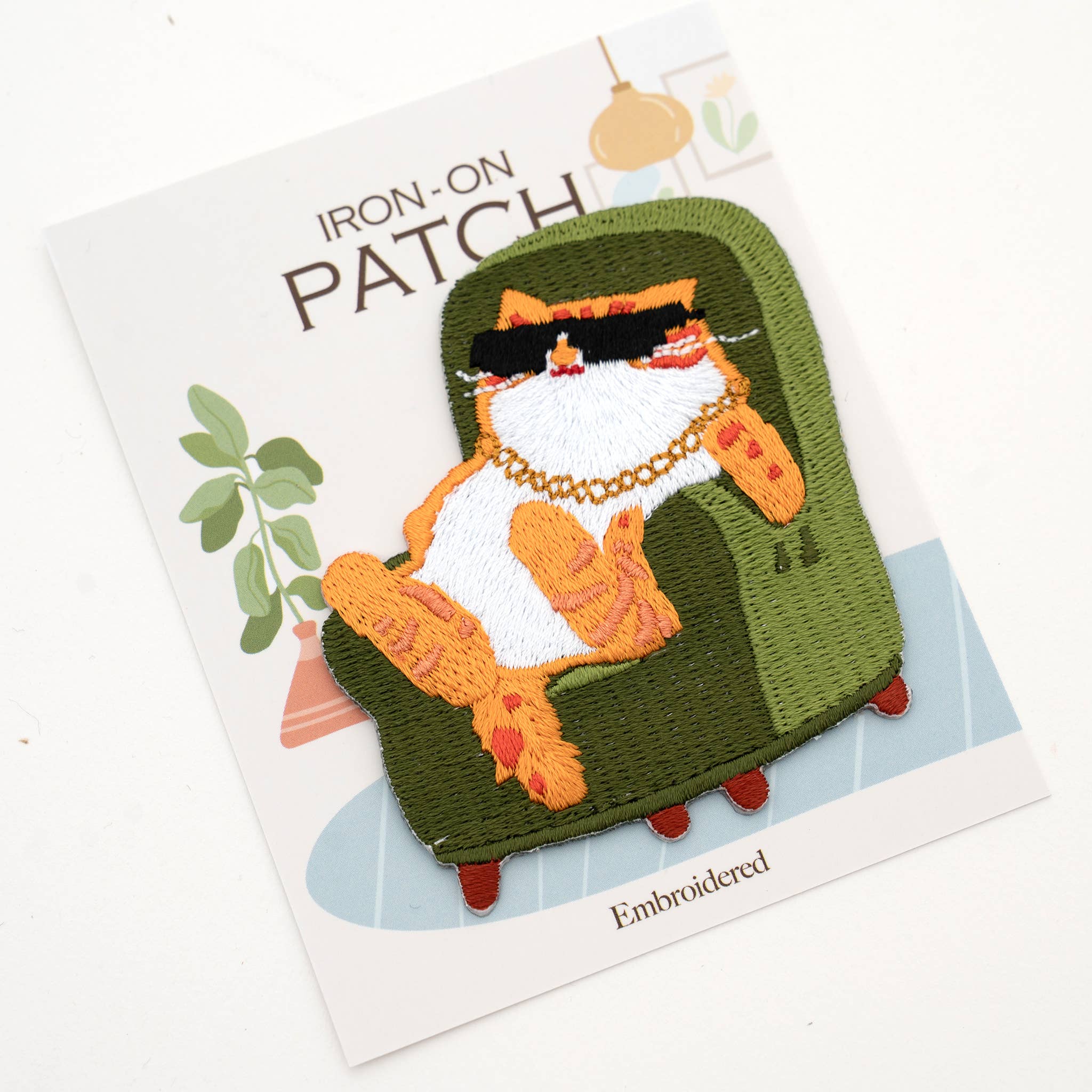 U PLUS INC - Wholesale Patch - Relaxed Cat Iron On Patch - Chill Kitty Embroidered0