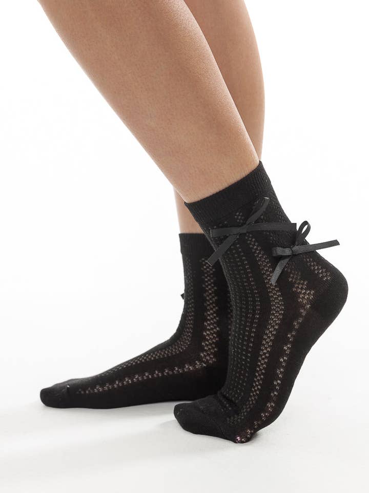 limlim - Wholesale Socks - Women's - DOUBLE BLACK SATIN BOW SOCKS