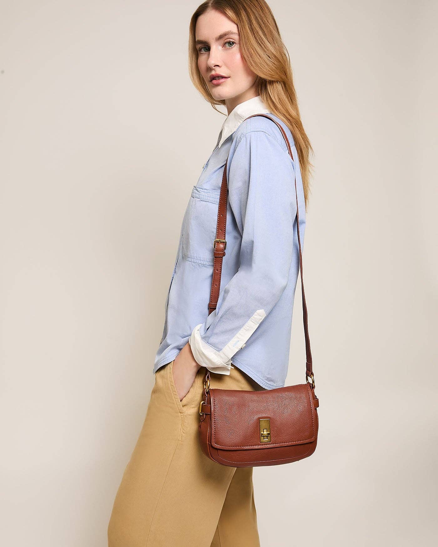 American Leather Co - Wholesale Crossbody Bag - Women's - Carter Crossbody15