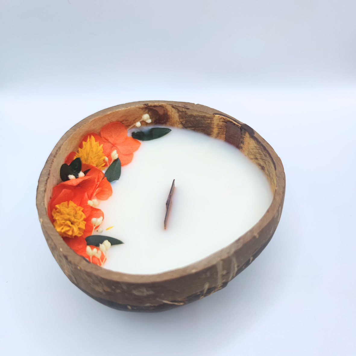 Lumiraé - Wholesale Jar/Filled Candle - Fleur des Iles coconut candle2