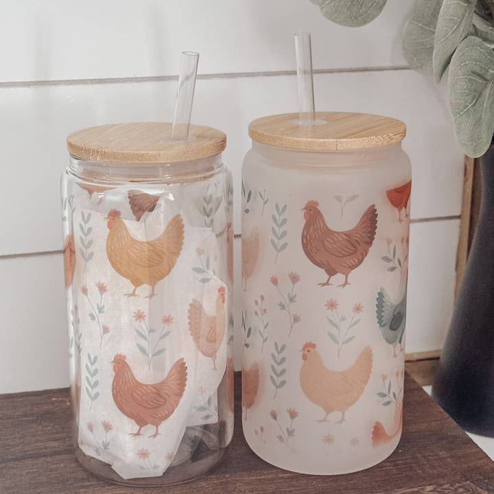 Emma K Designs - Wholesale Drinking Glass/Cup - Chicken 16oz Glass Cup with Bamboo Lid5