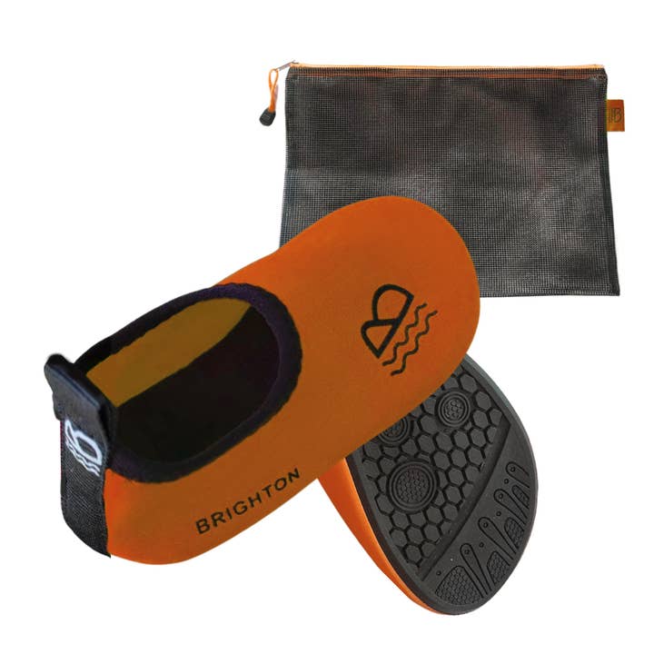 Scarpe da acqua arancioni per bambini Lifebuoy per la vendita all'ingrosso da parte di Brighton Water Shoes