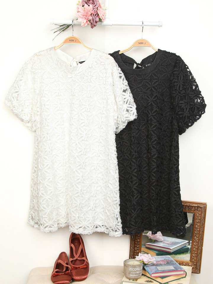 VERY J - Wholesale Dress - Women's - VD33908-3D Floral Texture Organza Puff Sleeve Mini Dress