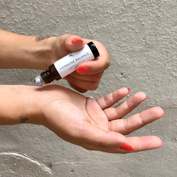 Nicole Rose Studio - Wholesale Essential Oil Roll-On - Hormone Balance Essential Oil Roll-On1