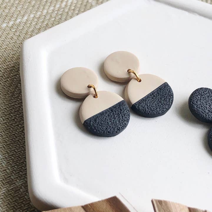 Courage & Calling - Wholesale Dangle Earrings - Petite Textured Circle Dangles7