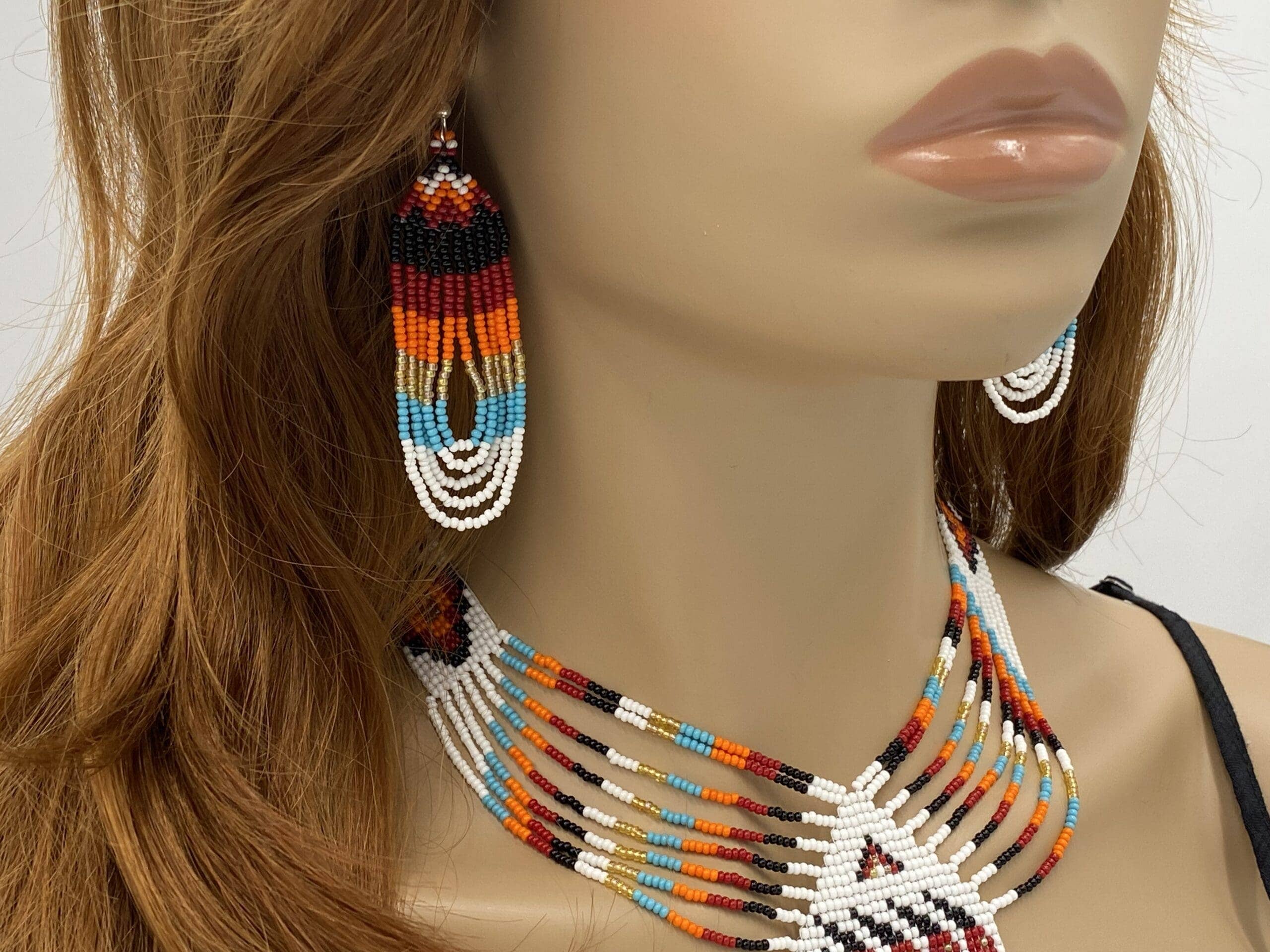 BEADS CORNER – Conjunto de joias por atacado – Conjunto de Joias Artesanais com Contas Colar Branco Vermelho Brincos Pulseira (Pata de Urso Vermelha)3