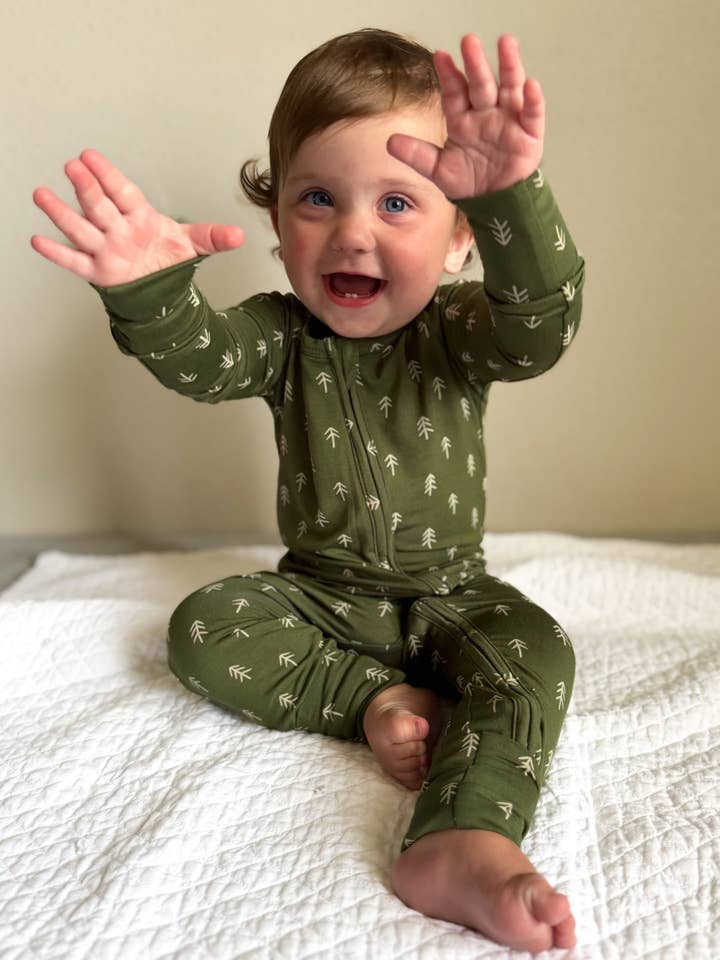 Little Joy Co. - Wholesale Sleepsuit - Baby - Christmas Tree Bamboo Pajamas - Zippy6