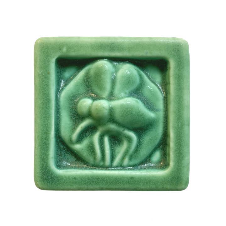 Carreau d'art Moustique 2x2 - Souvenir Ironique & Cadeau Humouristique pour la vente par Whistling Frog Tile Inc.