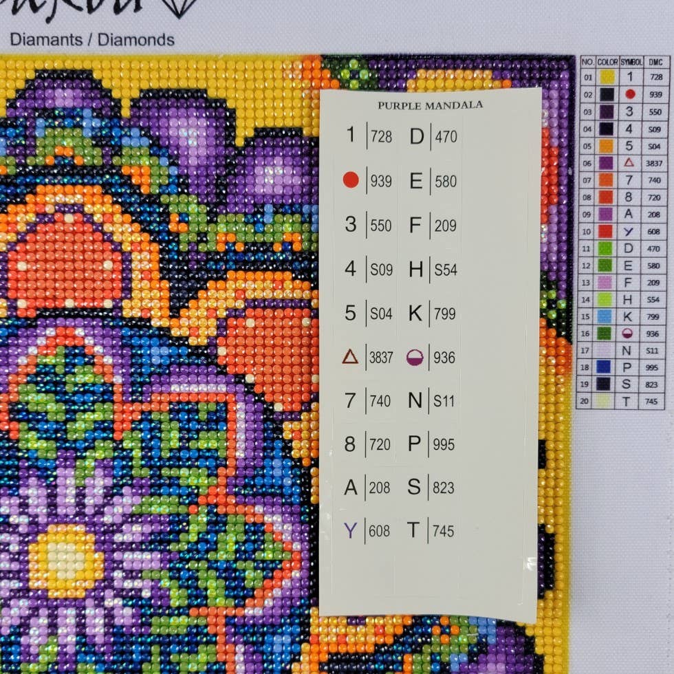 JaCaRou Puzzles Inc. - Vendita all'ingrosso Kit per lavoretti fai da te - Kit artistico per pittura con diamanti mandala viola2