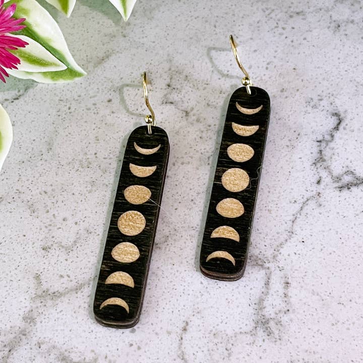 Månefase træøreringe - Mystiske Boho Dangle Drops for engroshandel hos g. tallent designs