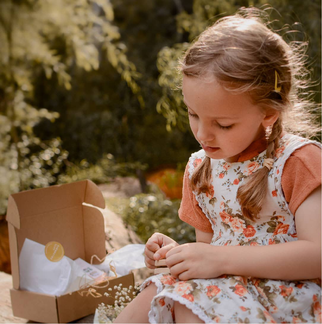 Poppy & Daisy Designs - Vente Kit de bricolage - Presse à fleurs3