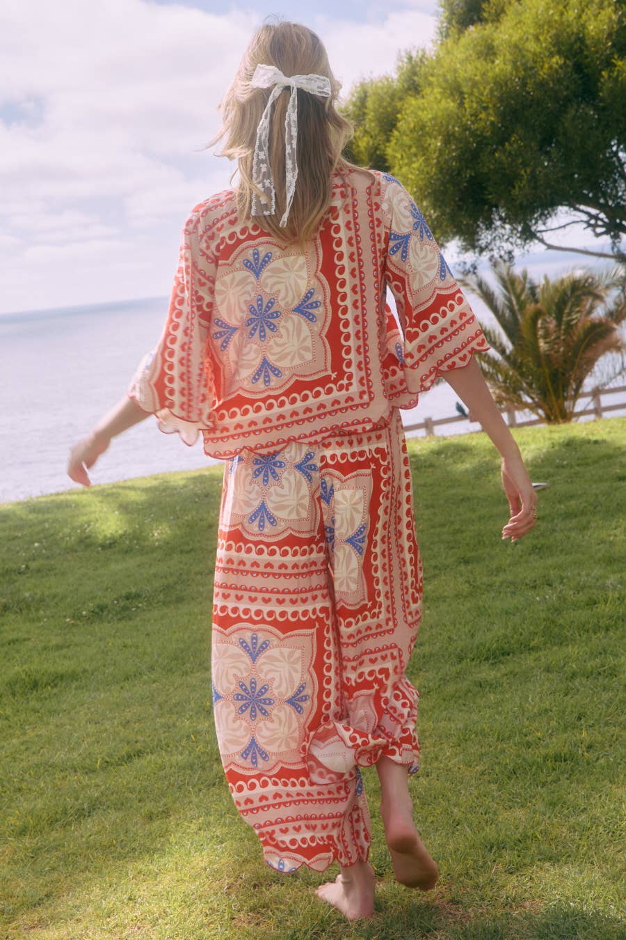 Red Blossom Relaxed Blouse And Trousers Set for wholesale on Faire5